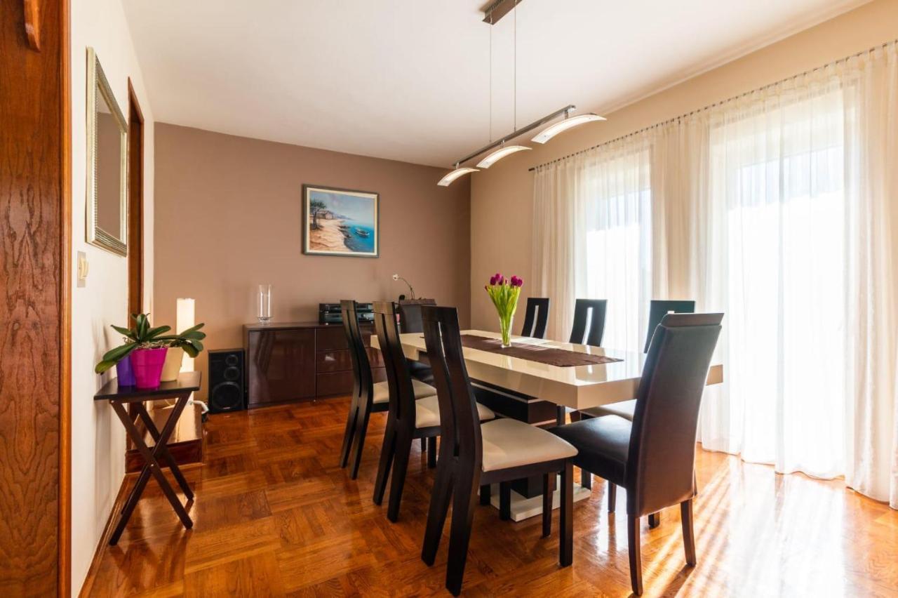 Apartment Escape Kaštela Kültér fotó